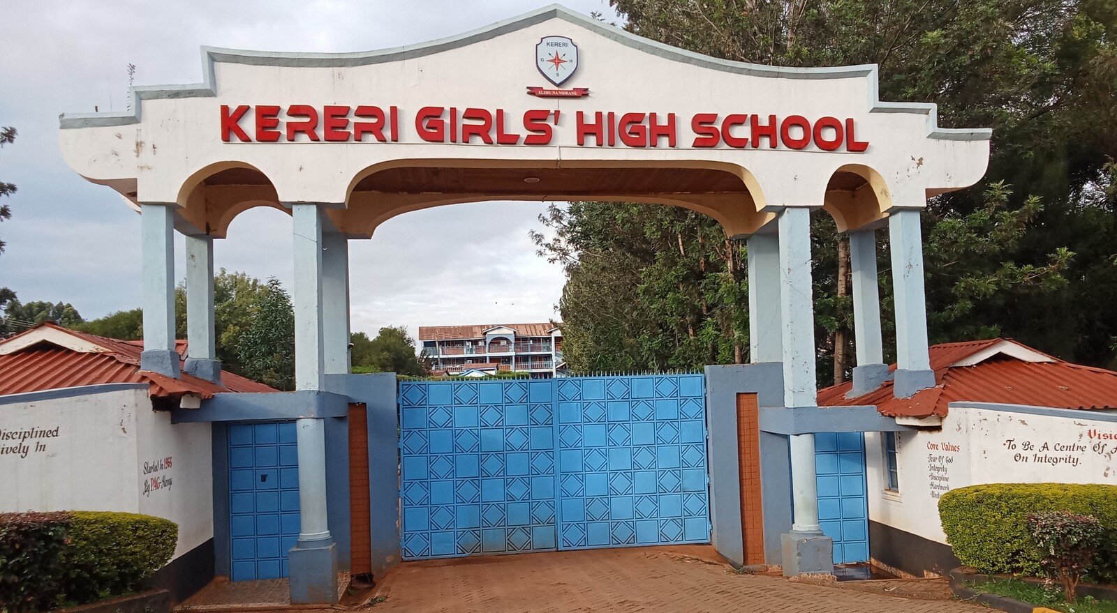 School Gate & Signage